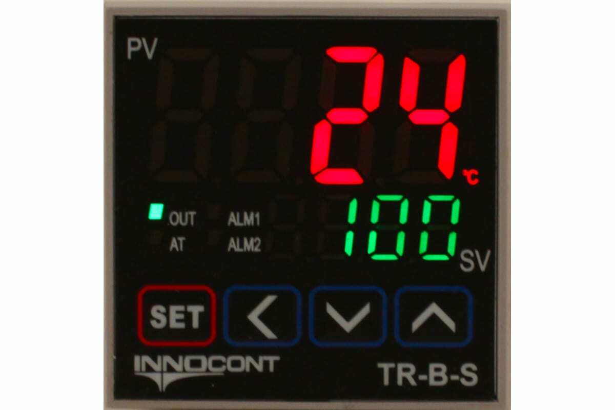 Температурный контроллер INNOCONT, 2 дисплея, 4 разряда, 48x48x60 мм, 2 аварийных выхода, 110-220VAC, выход: реле + твердотельное реле TR-B-S