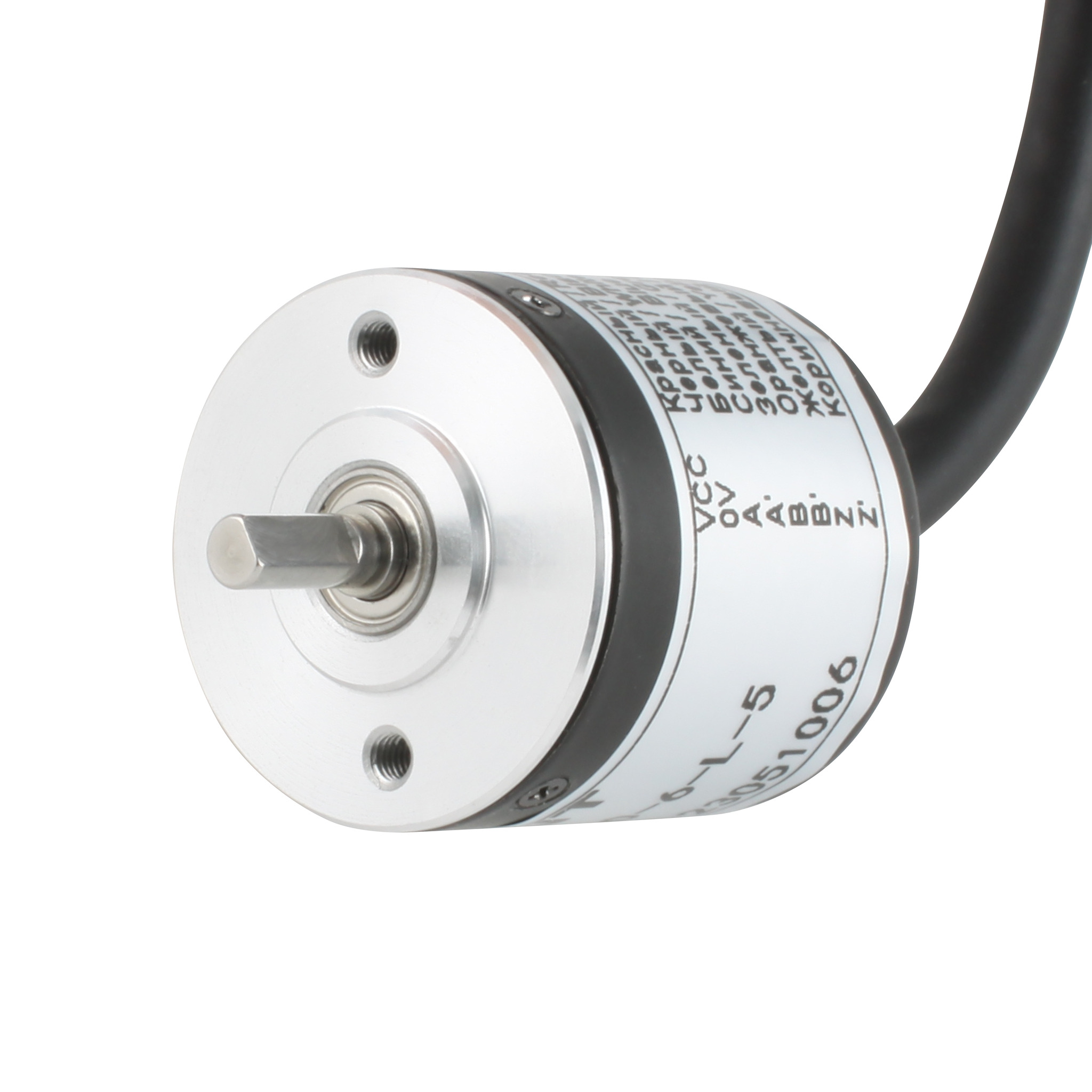 Инкрементальный энкодер INNOCONT D=30мм, выступающий вал 4мм, 500 имп/об, 5VDC, выход TTL, IP54, -20…+80°C, аксиальный кабель 2м